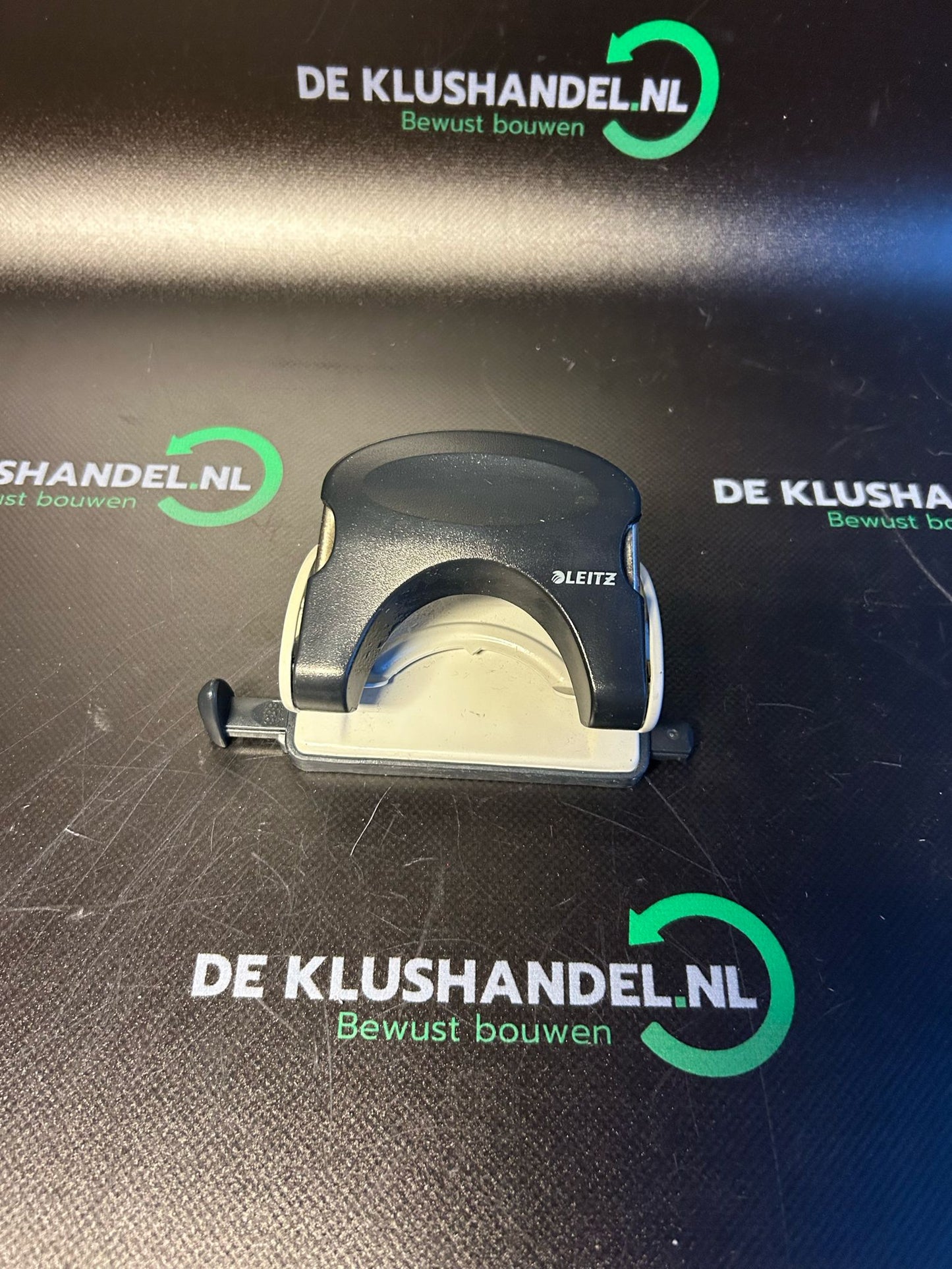 Leitz perforator zwart 95mm