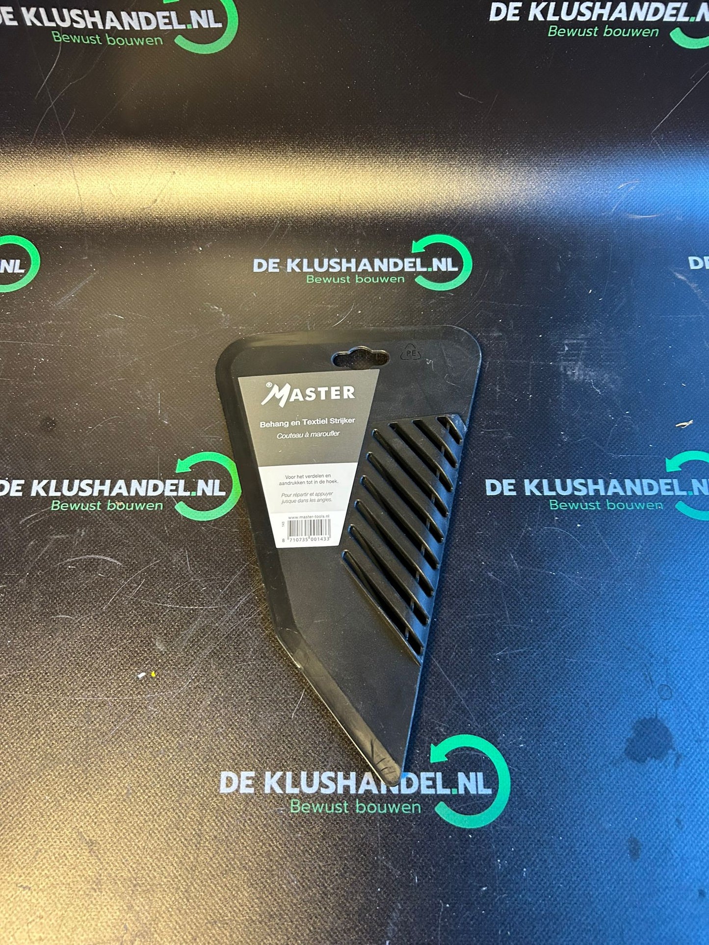 Master wallpaper & textile ironer