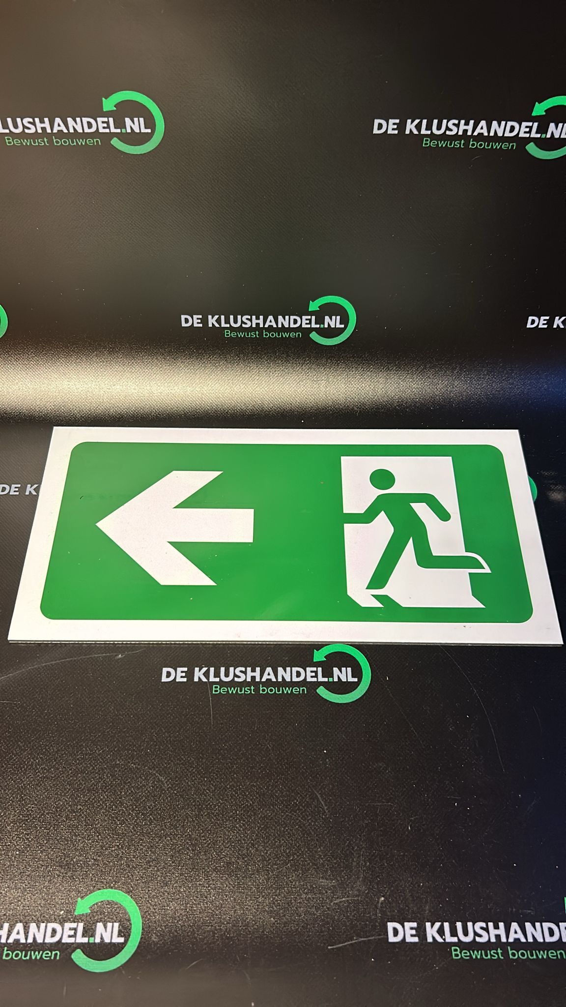 Nooduitgang pijl links bord 40x20