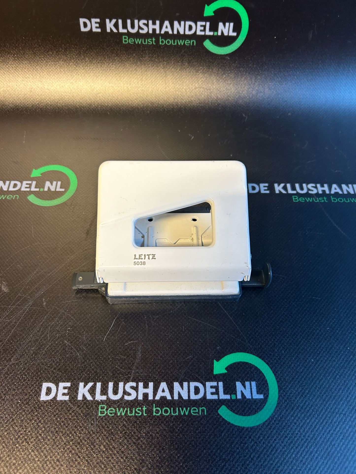 Leitz hole punch 5038 white 100mm
