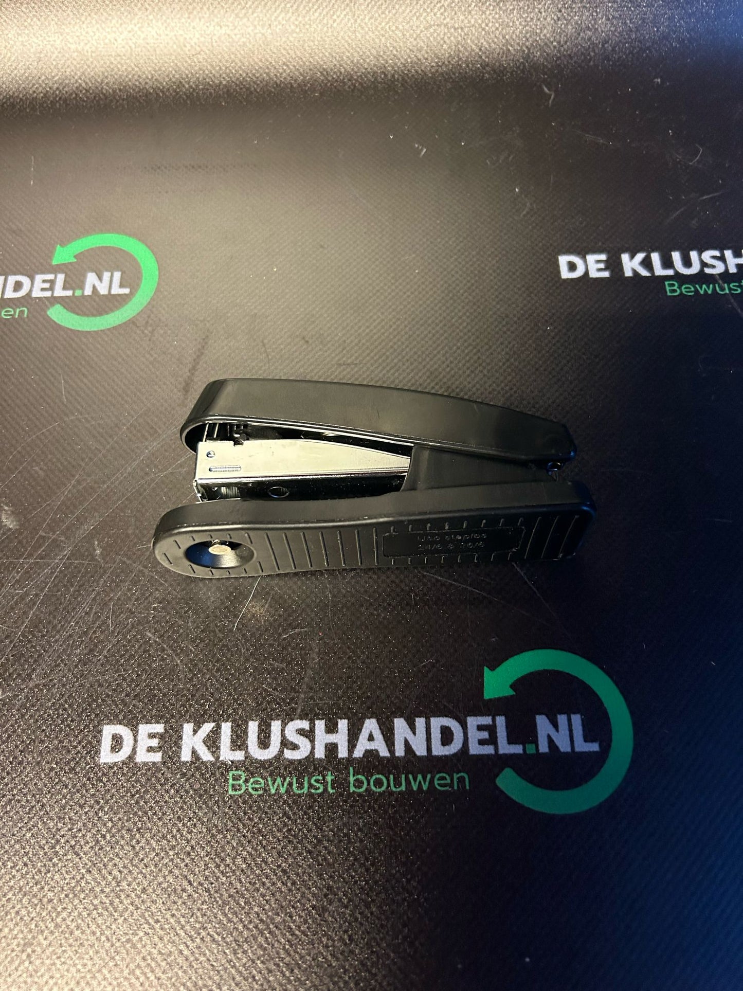 Niettang zwart