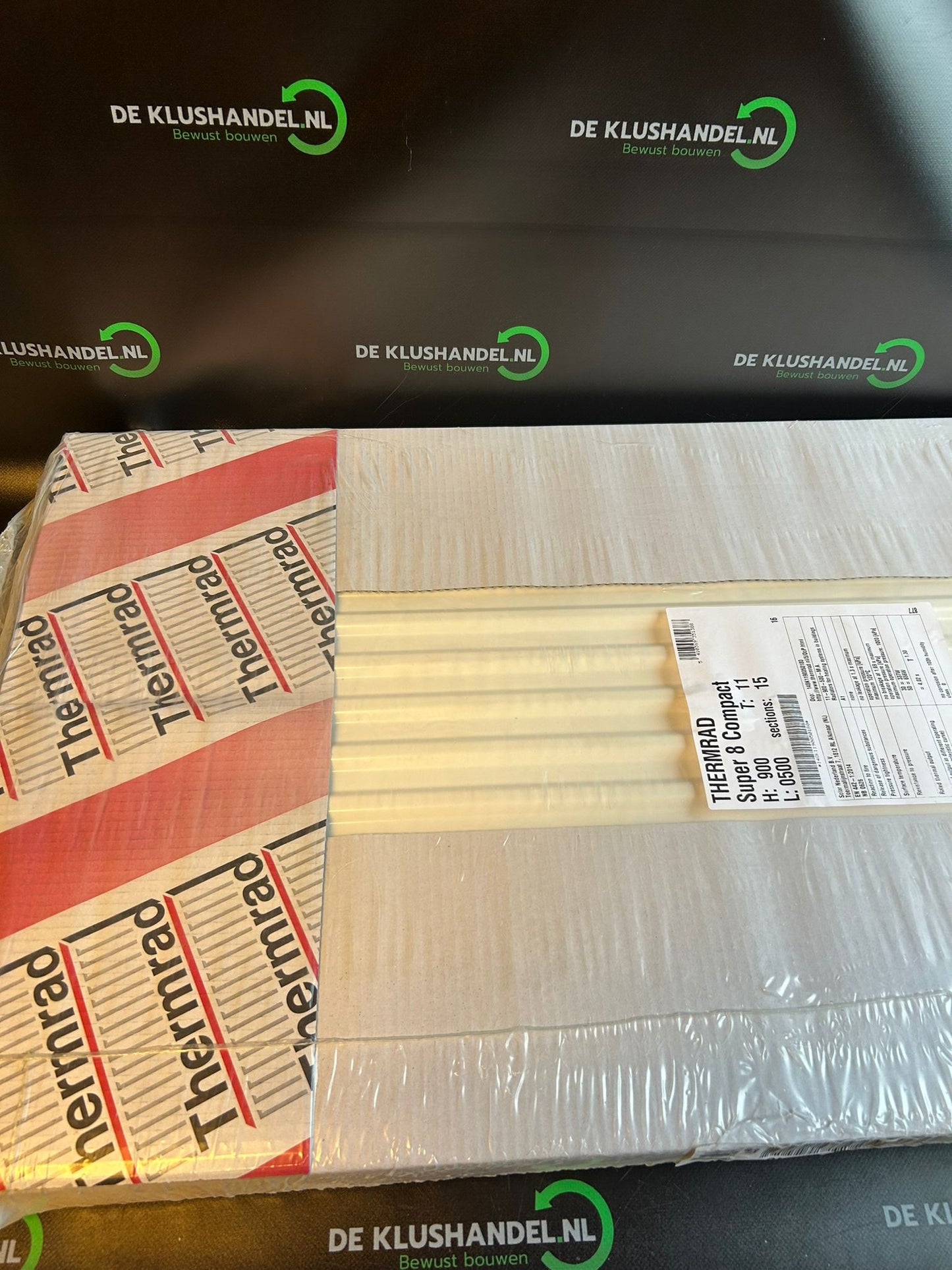 Radiator Thermrad super 8 compact 656 watts T11